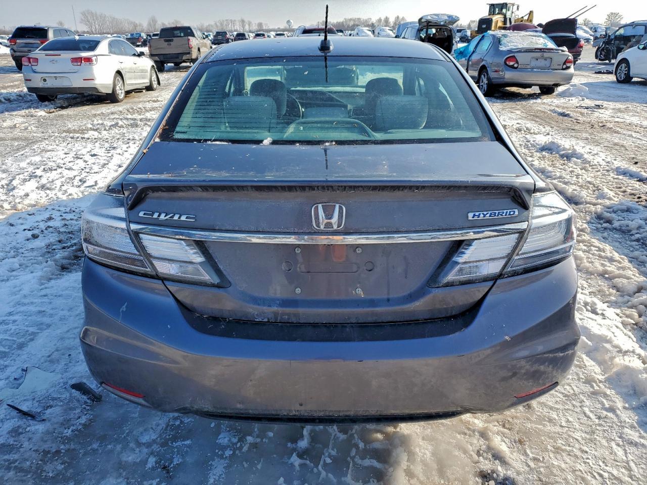 2015 Honda Civic Hybrid - Image 6