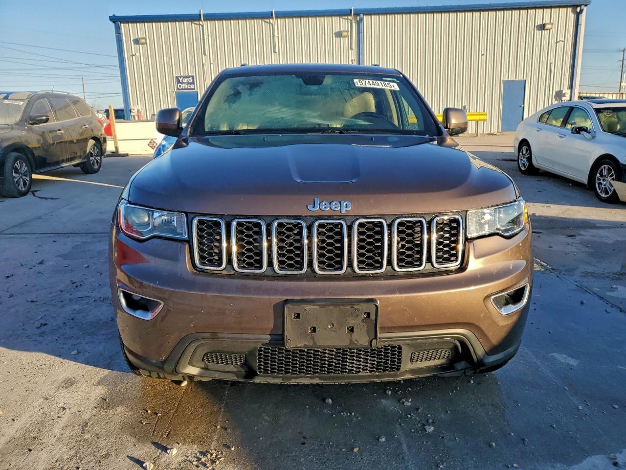 2021 Jeep Grand Cherokee Laredo - Фото 5