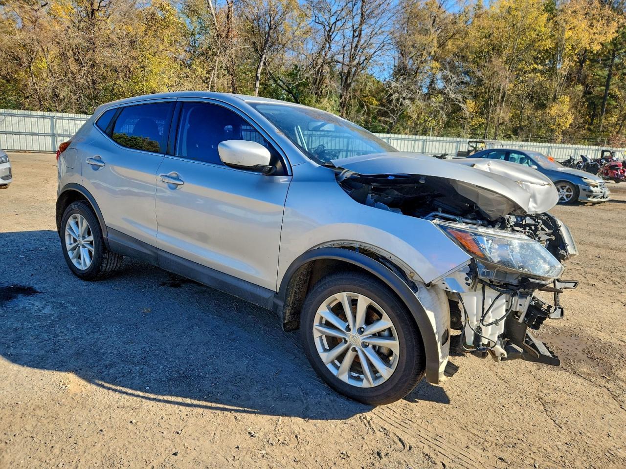2017 Nissan Rogue Sport S - Image 4
