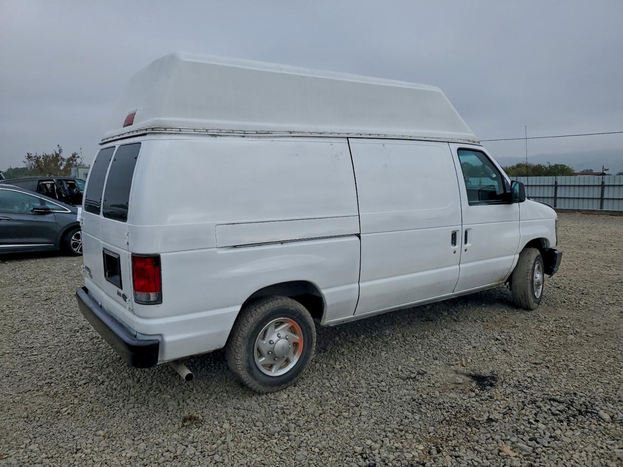 2013 Ford Econoline E150 Van - Фото 3
