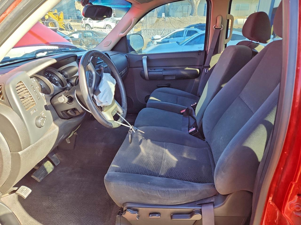 2008 Chevrolet Silverado K1500 - Image 7