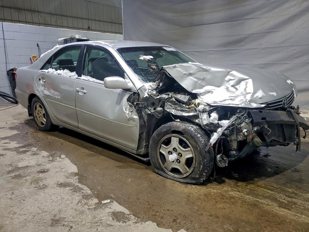 2006 Toyota Camry Le - Image 4