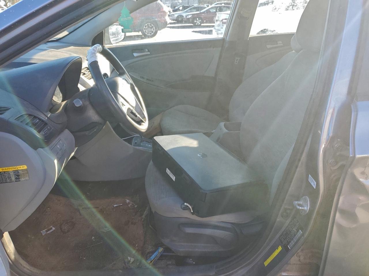 2016 Hyundai Accent Se - Фото 7