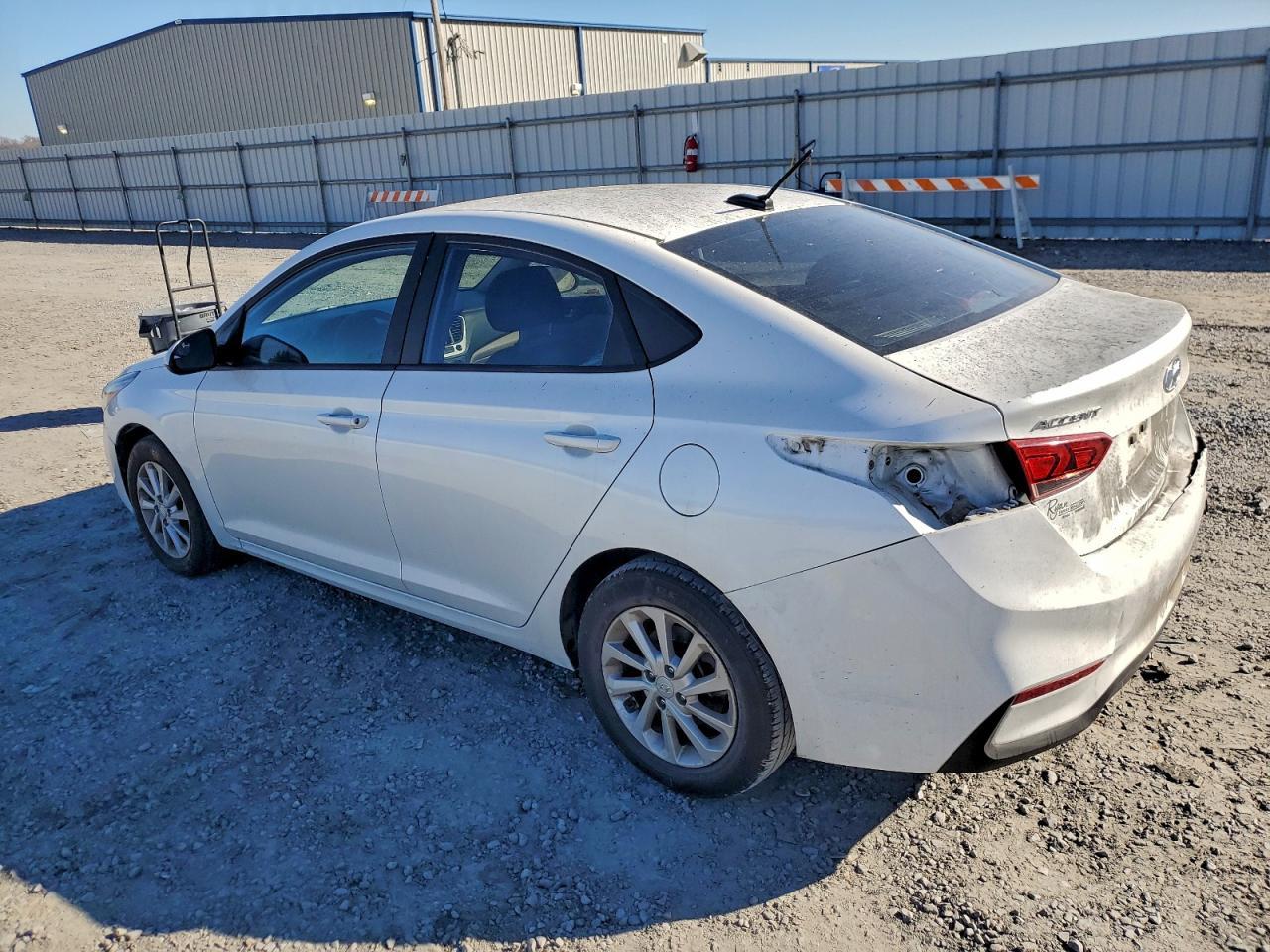 2018 Hyundai Accent Se - Фото 2