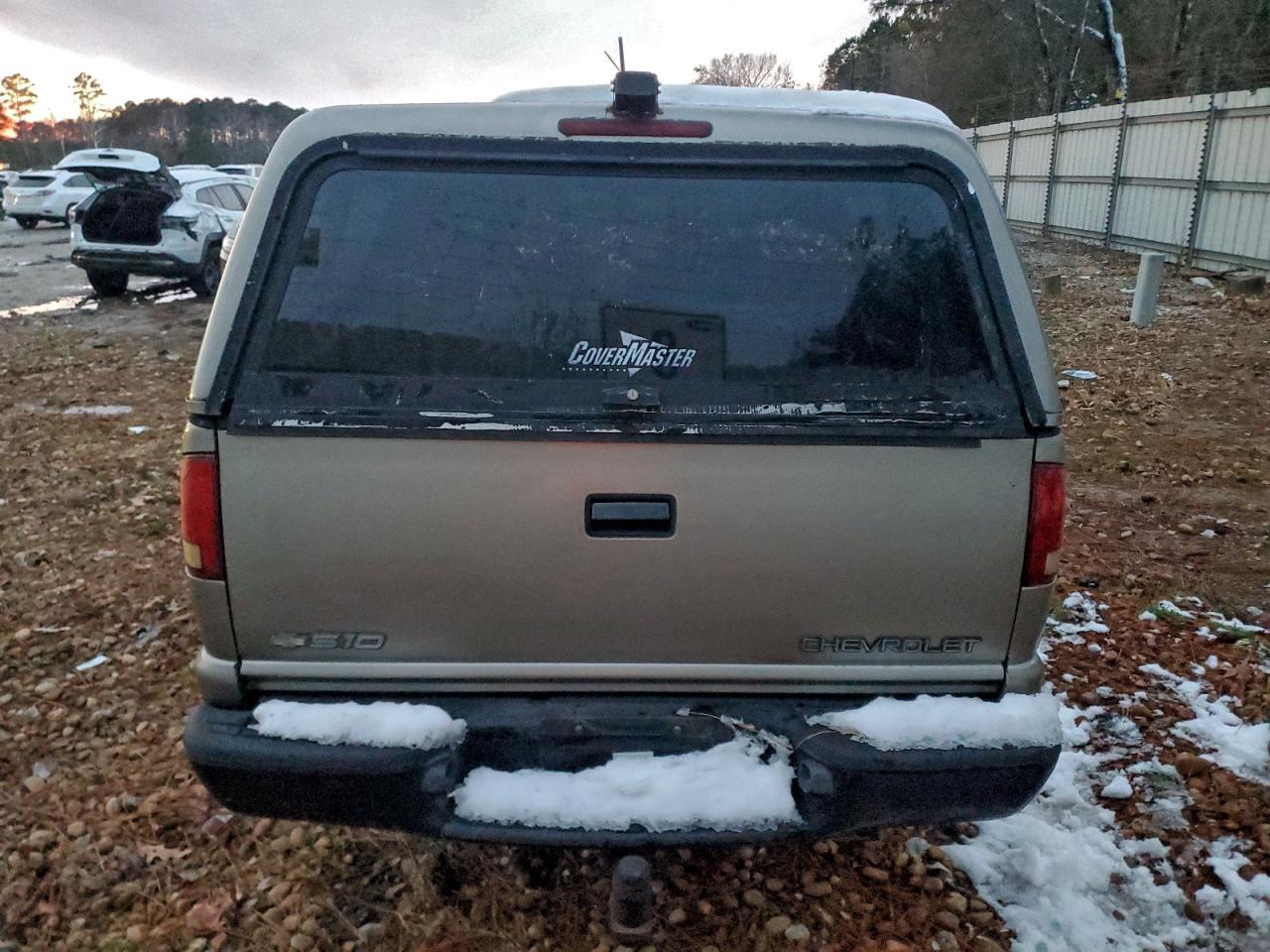 2002 Chevrolet S Truck S10 - Image 6