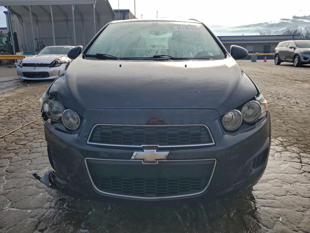 2015 Chevrolet Sonic Lt - Фото 5