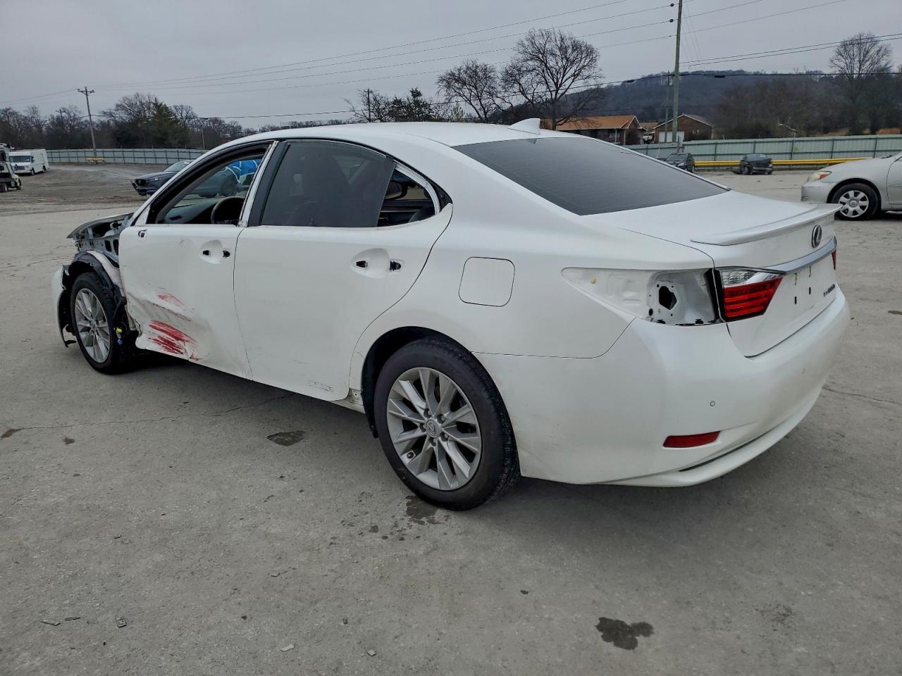 2015 Lexus Es 300H - Фото 2