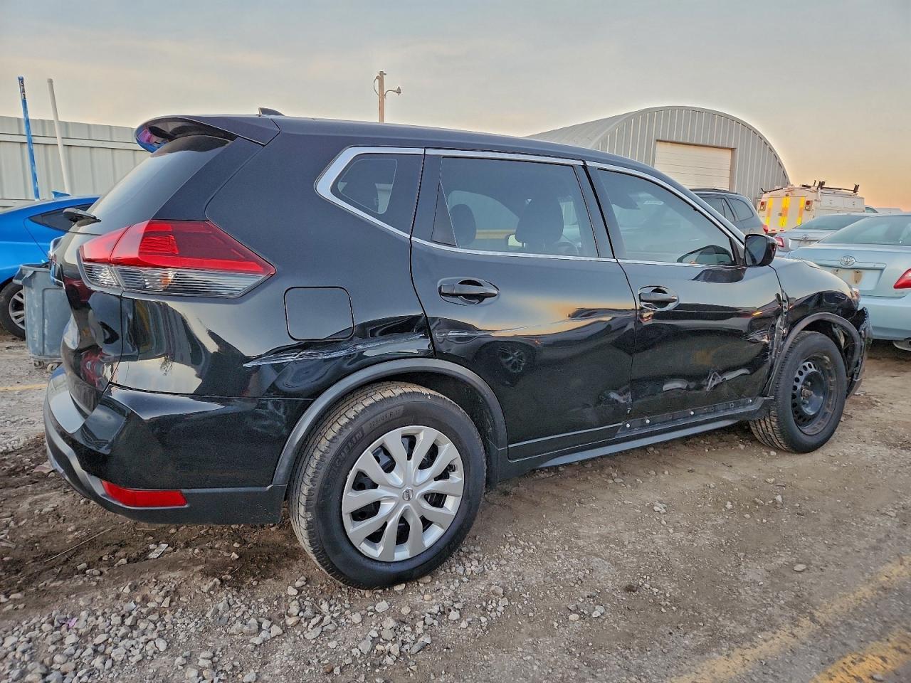2020 Nissan Rogue S - Image 3