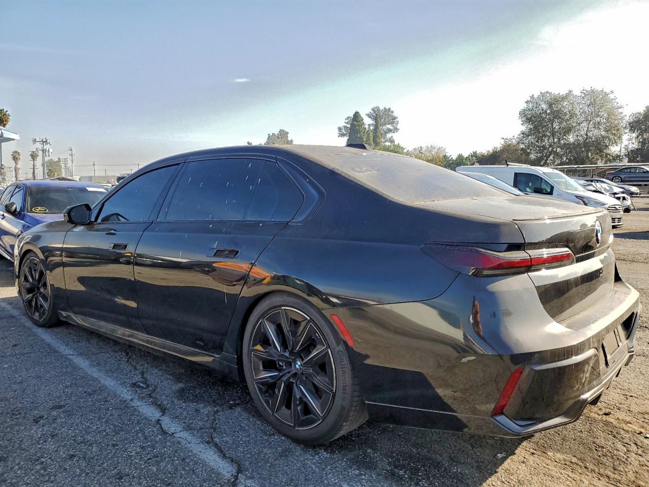 2024 BMW 740 I - Фото 2