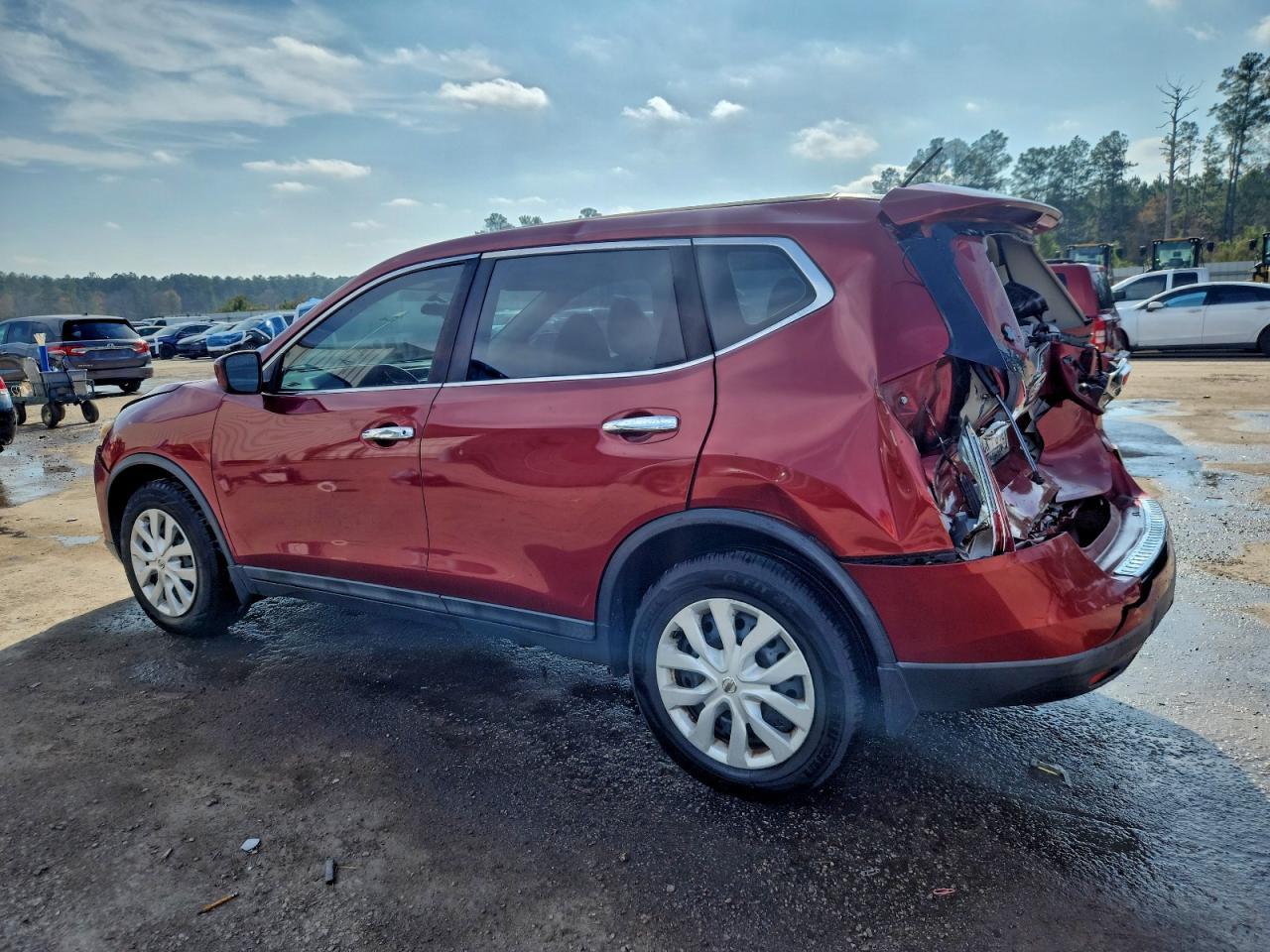 2016 Nissan Rogue S - Image 2
