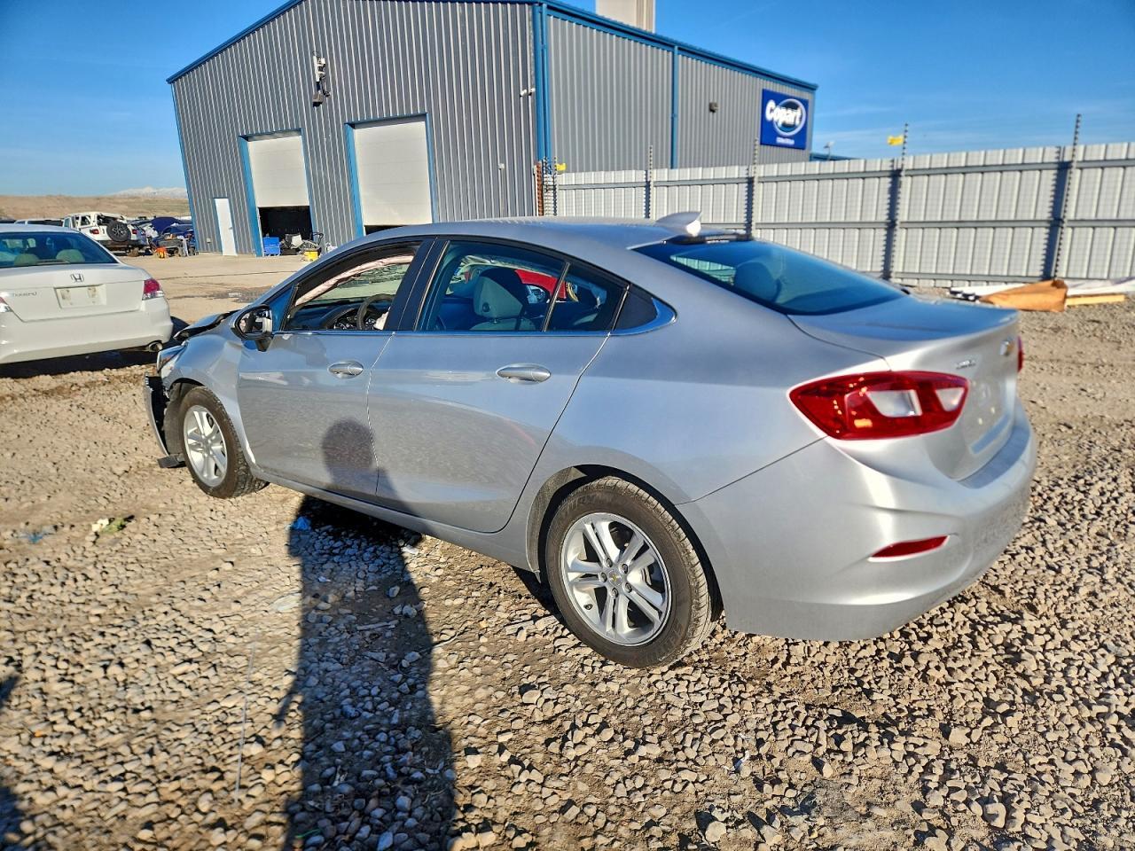 2017 Chev Cruze - Фото 2