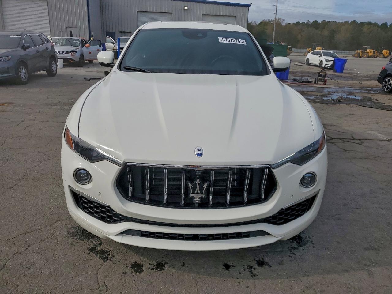 2022 Maserati Levante Base - Image 5
