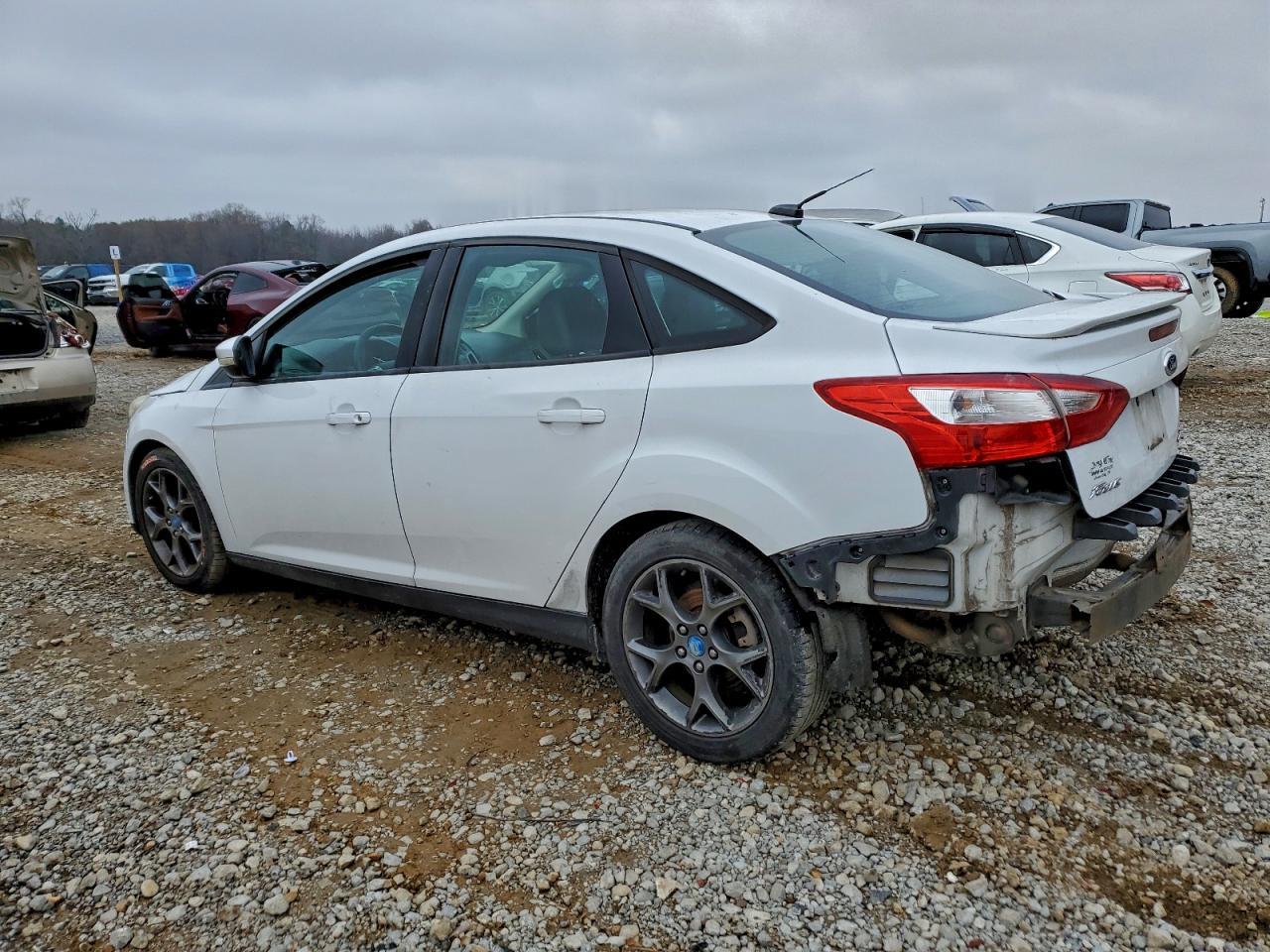 2013 Ford Focus Se - Фото 2