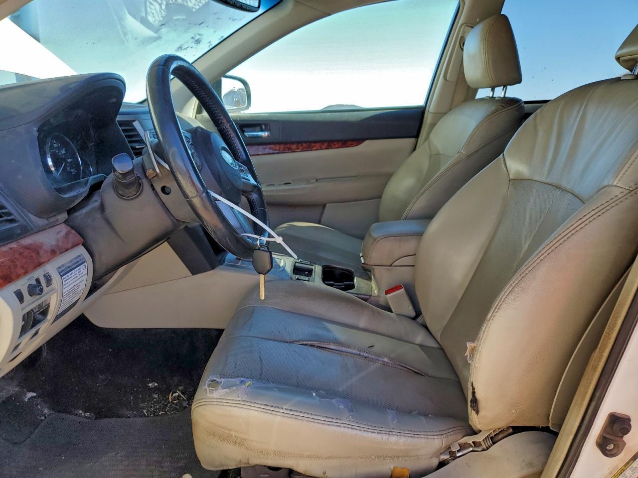 2011 Subaru Outback 3.6R Limited - Фото 7