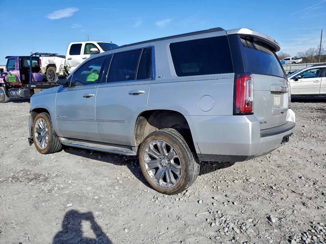 2015 GMC Yukon Slt - Фото 2