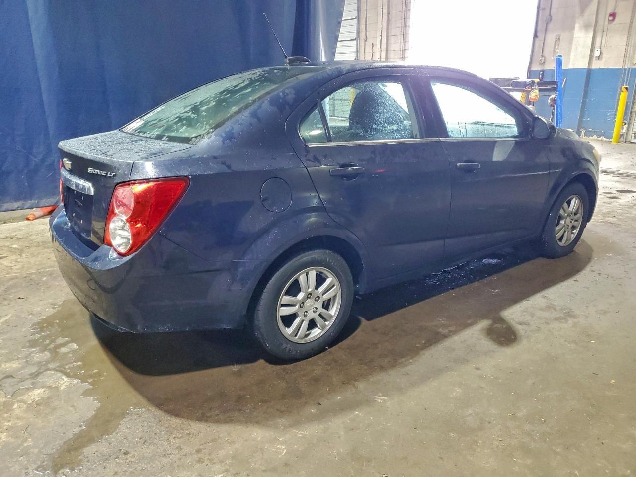 2015 Chevrolet Sonic Lt - Фото 3