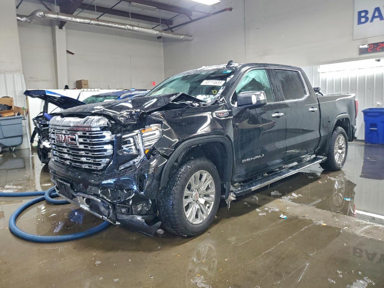 2025 GMC Sierra K1500 Denali