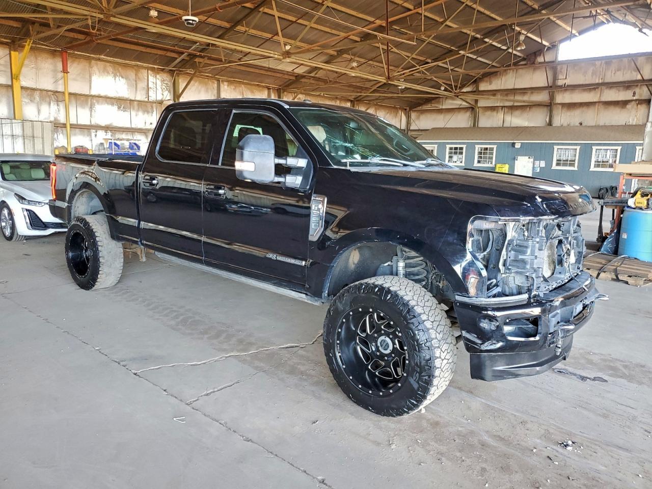 2017 Ford F350 Super Duty - Фото 4