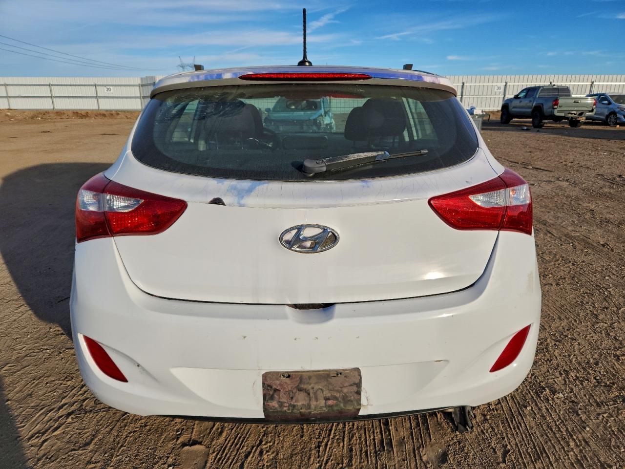 2017 Hyundai Elantra Gt - Image 6