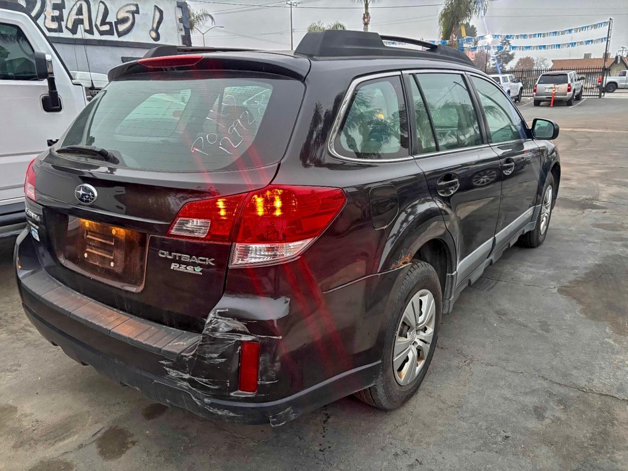 2010 Subaru Outback 2.5I - Фото 4