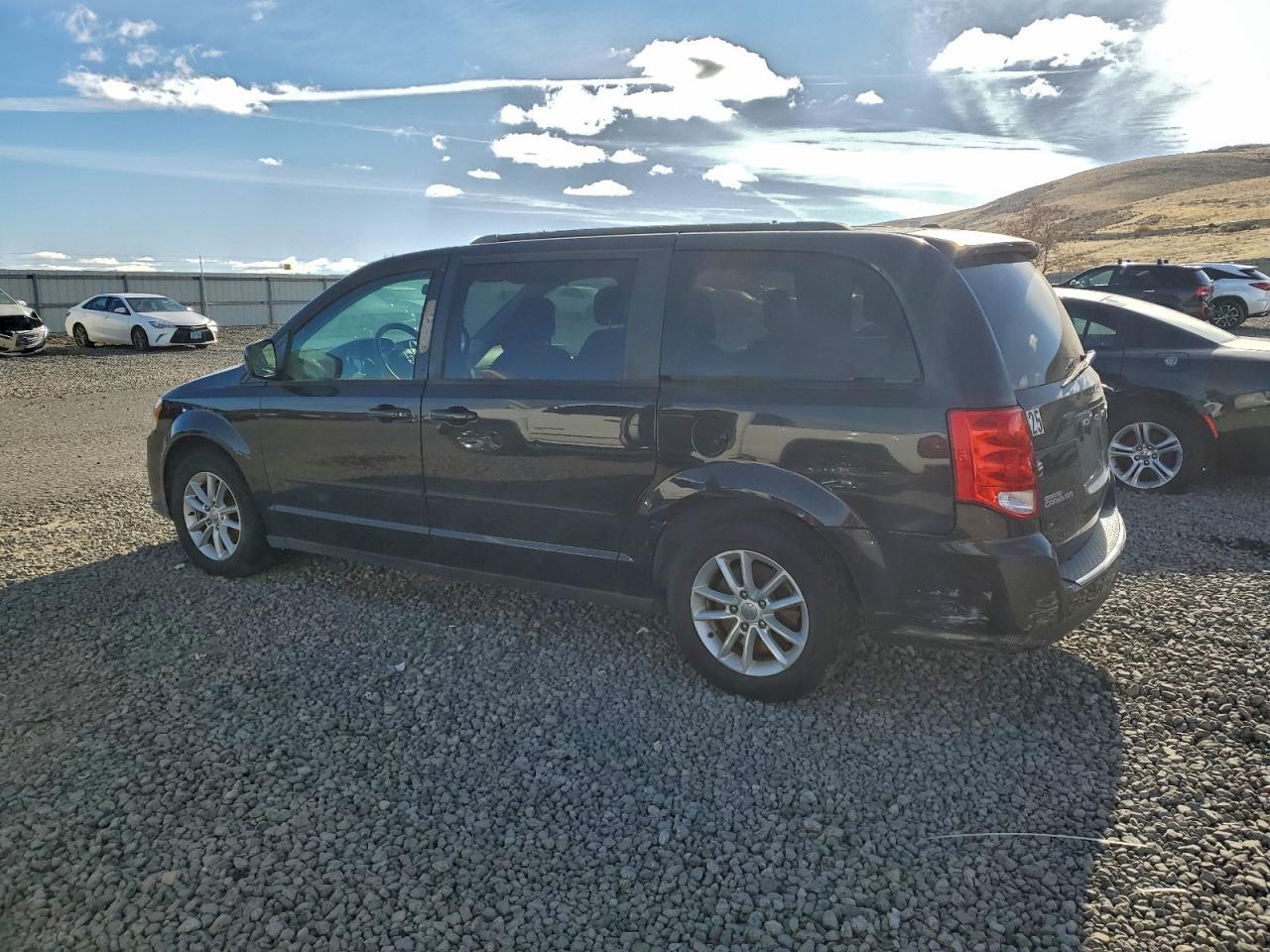 2016 Dodge Grand Caravan Sxt - Фото 2