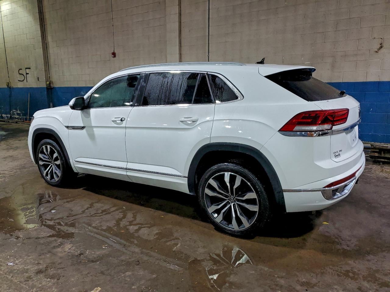 2020 Volkswagen Atlas Cross Sport Sel R-Line - Фото 2