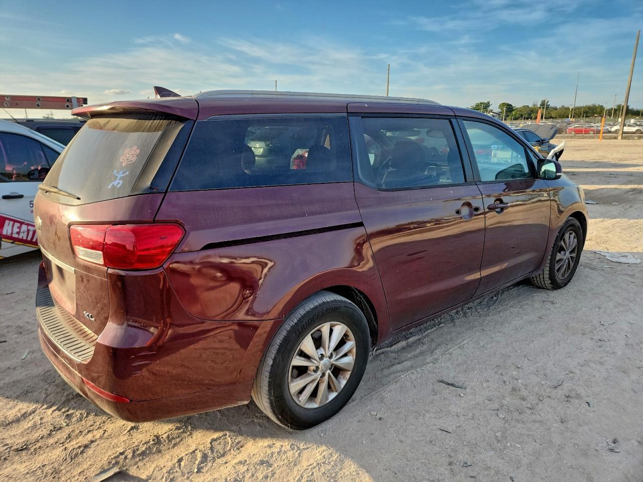 2015 Kia Sedona Lx - Фото 3