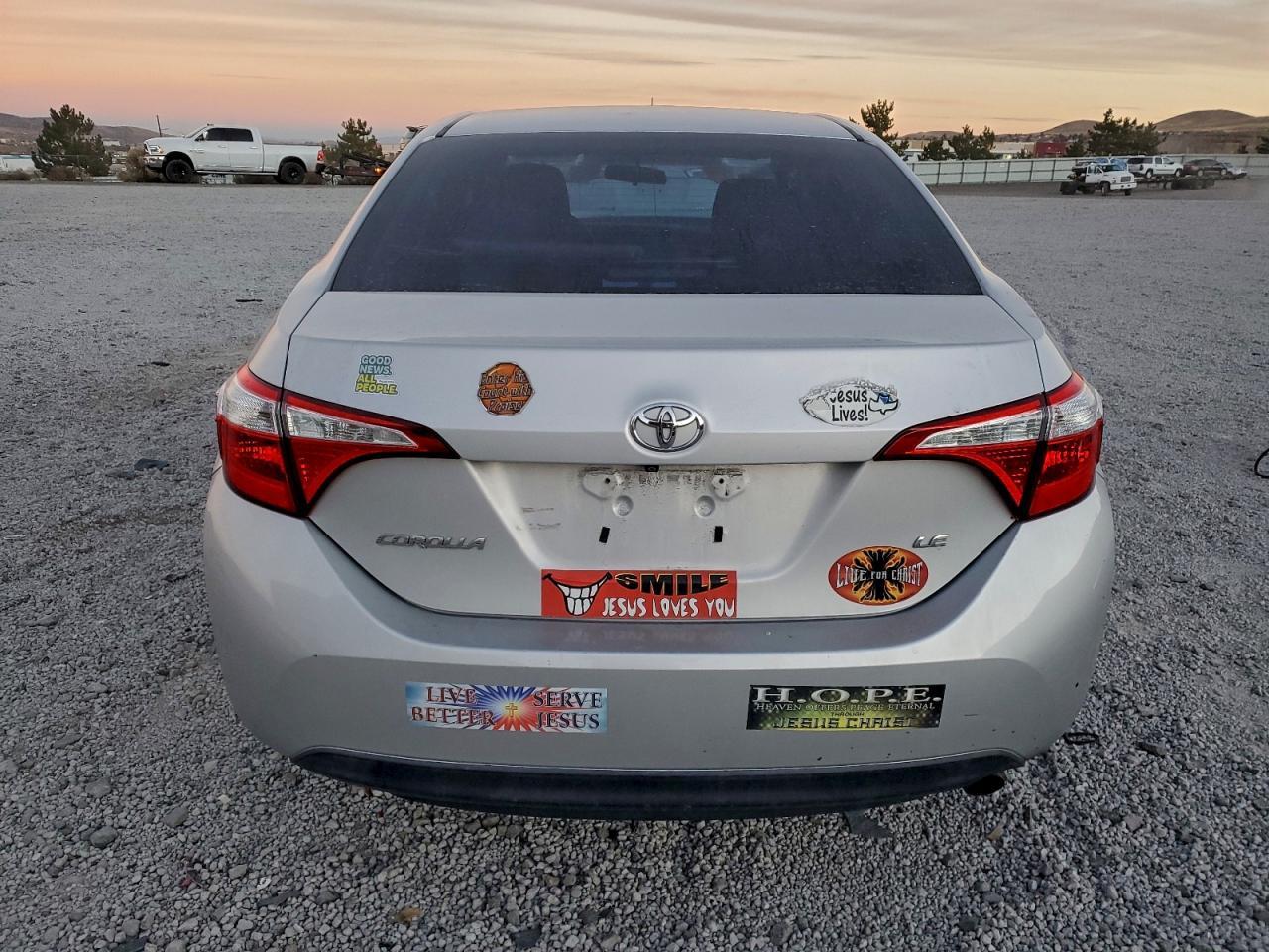 2015 Toyota Corolla L - Фото 6