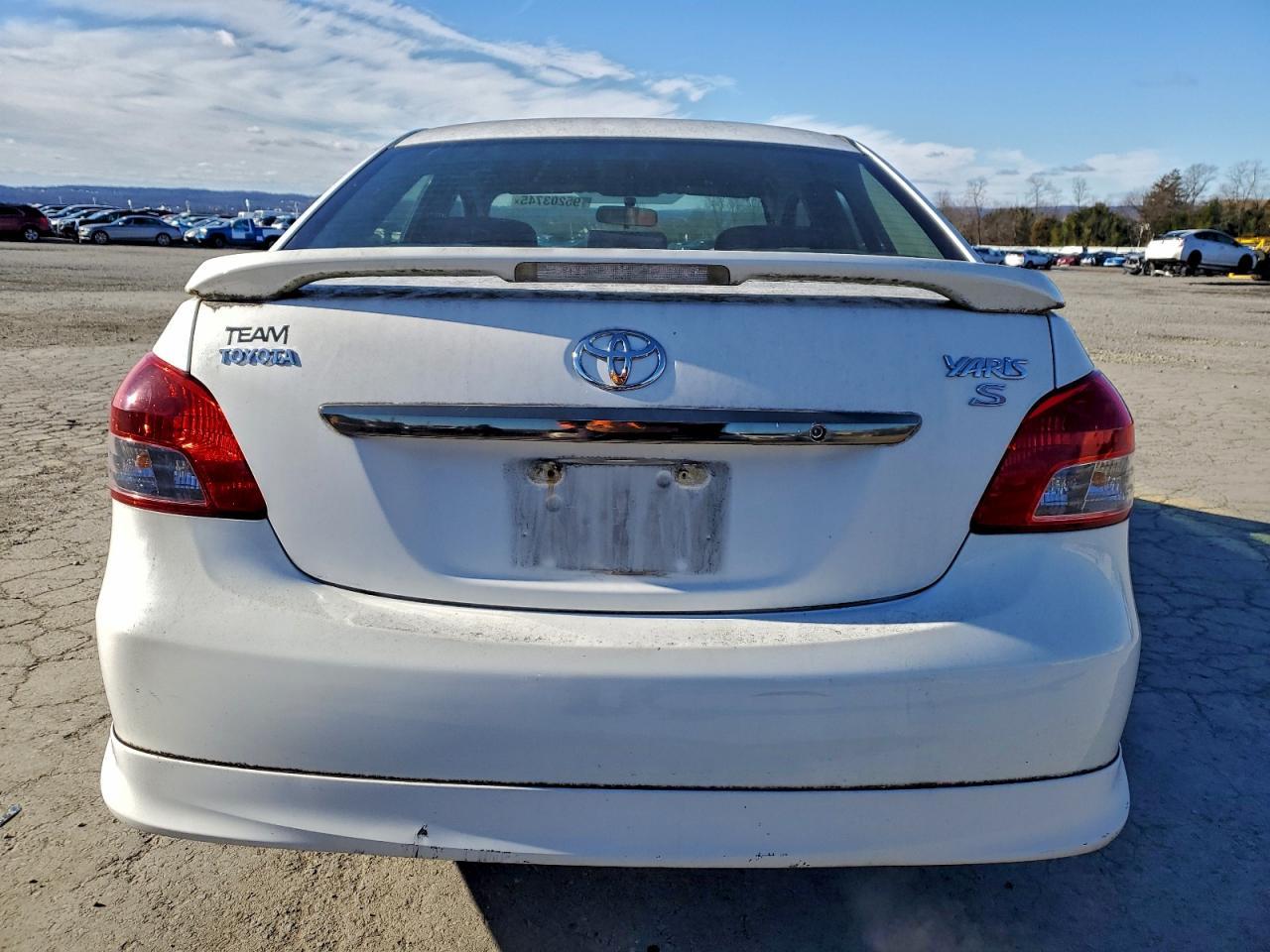 2009 Toyota Yaris - Фото 6