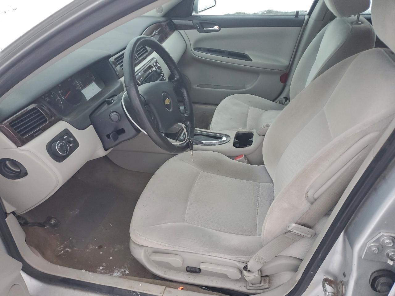 2012 Chevrolet Impala Lt - Image 7