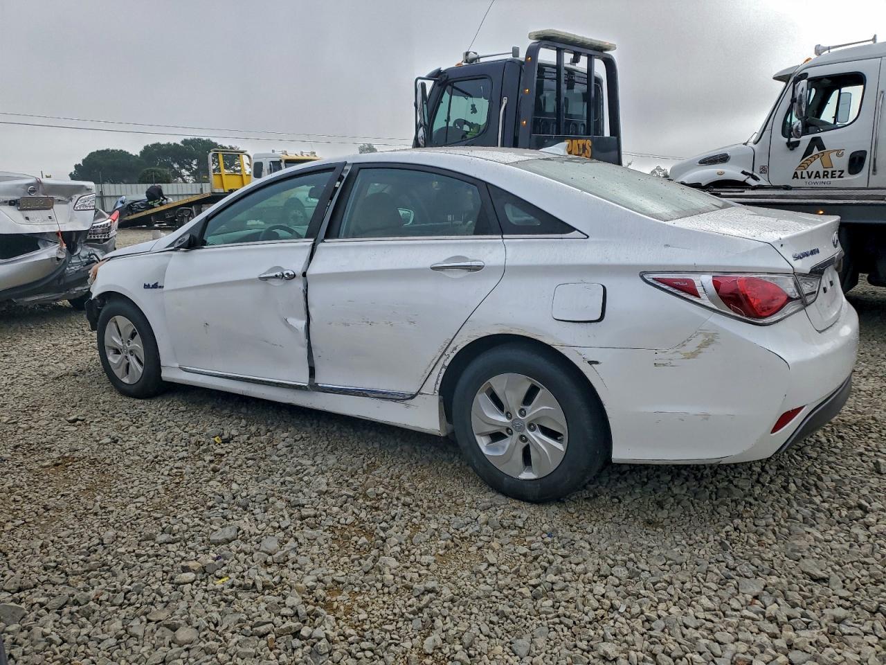 2015 Hyundai Sonata Hybrid - Фото 2