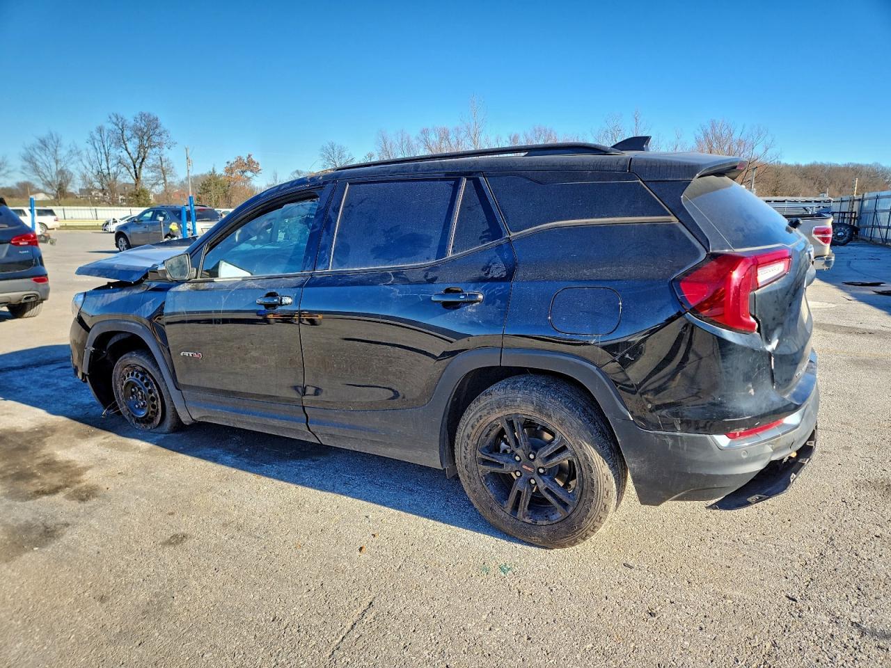 2022 GMC Terrain At4 - Image 2