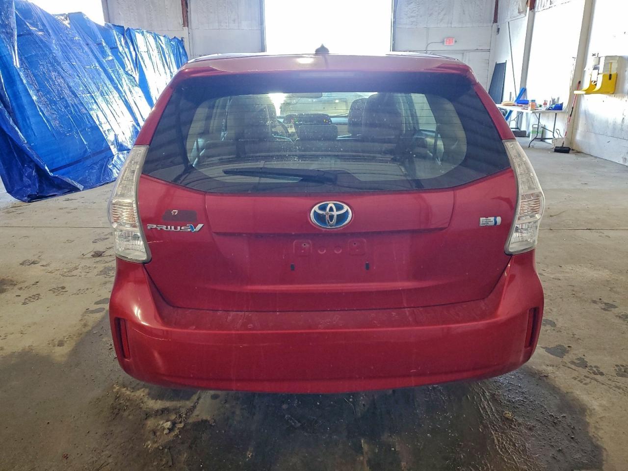 2012 Toyota Prius V - Image 6