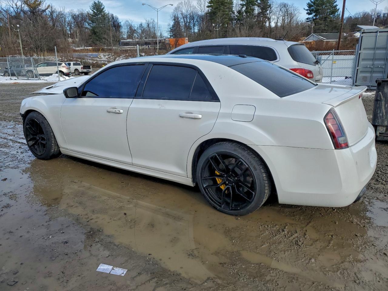 2014 Chrysler 300 Srt-8 - Image 2