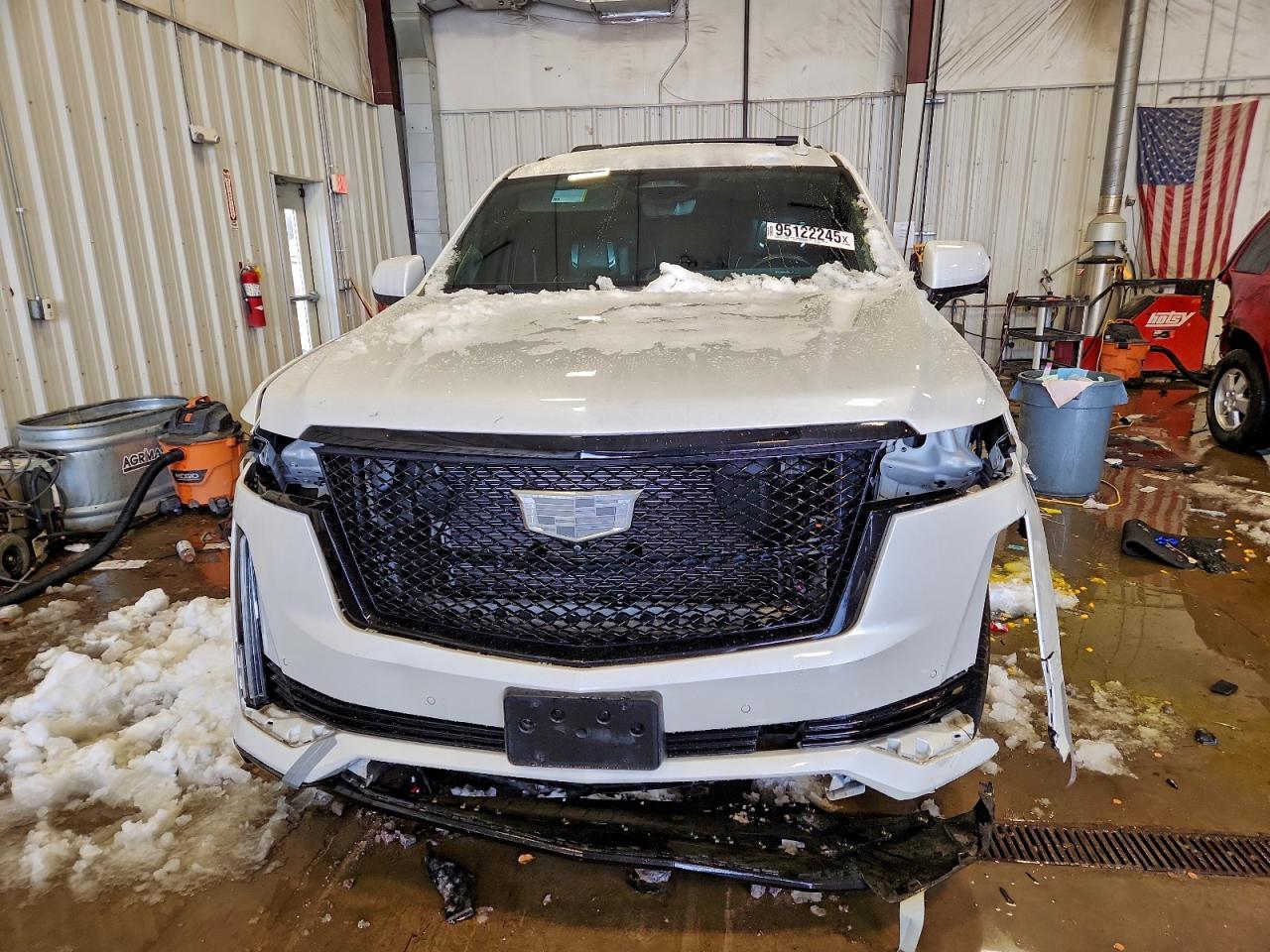 2021 Cadillac Escalade Sport Platinum - Фото 5