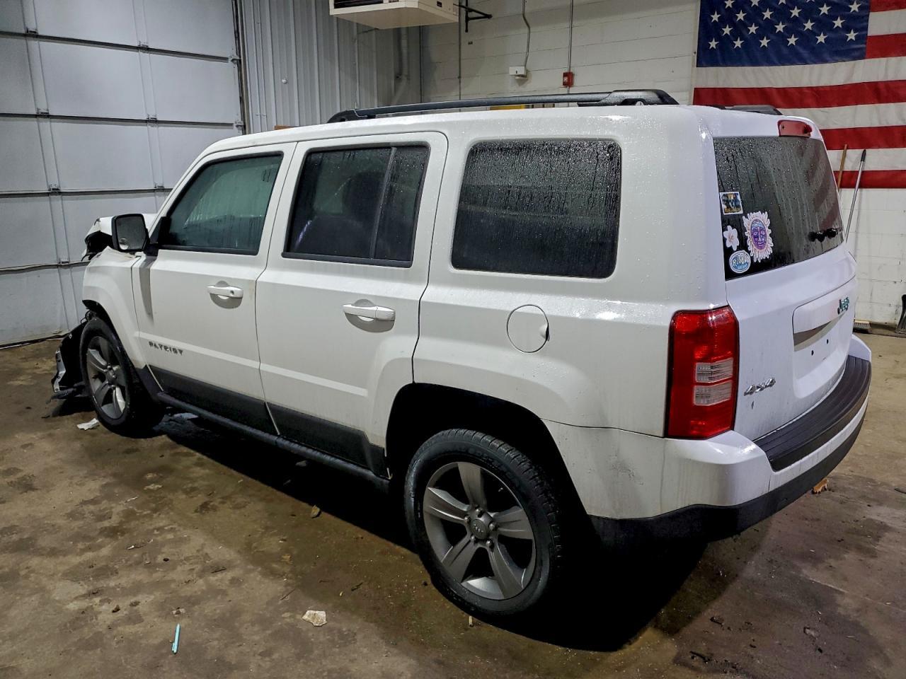 2015 Jeep Patriot Latitude - Фото 2