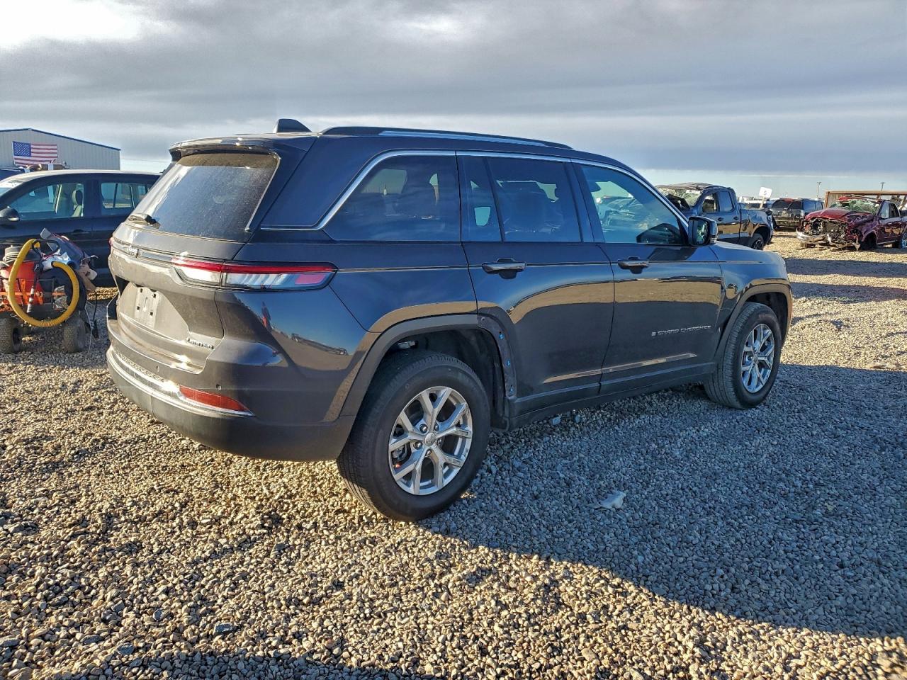 2023 Jeep Grand Cherokee Limited - Фото 3