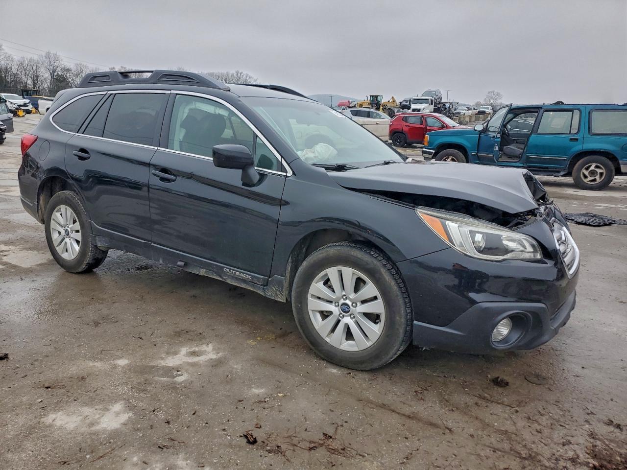2017 Subaru Outback 2.5I Premium - Image 4