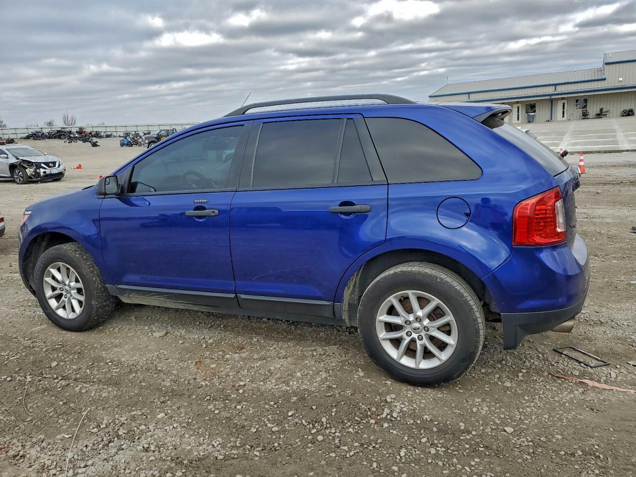 2013 Ford Edge Se - Image 2