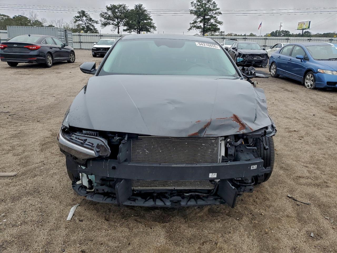 2024 Hyundai Elantra Se - Image 5