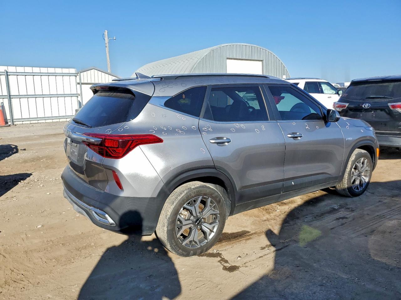 2023 Kia Seltos Ex - Фото 3