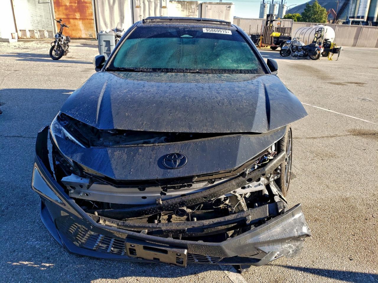 2025 Toyota Camry Xse - Image 5