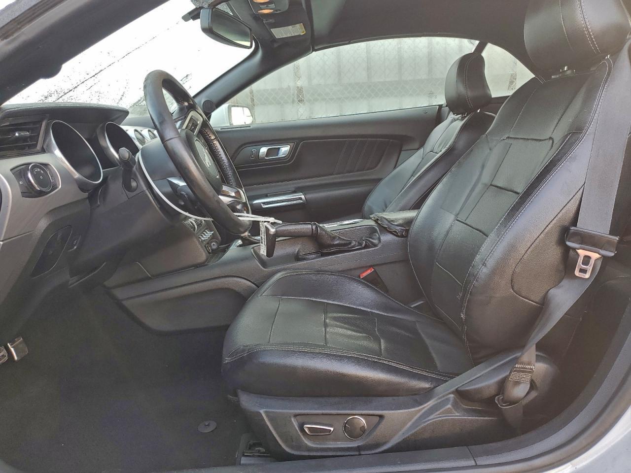 2019 Ford Mustang - Фото 7