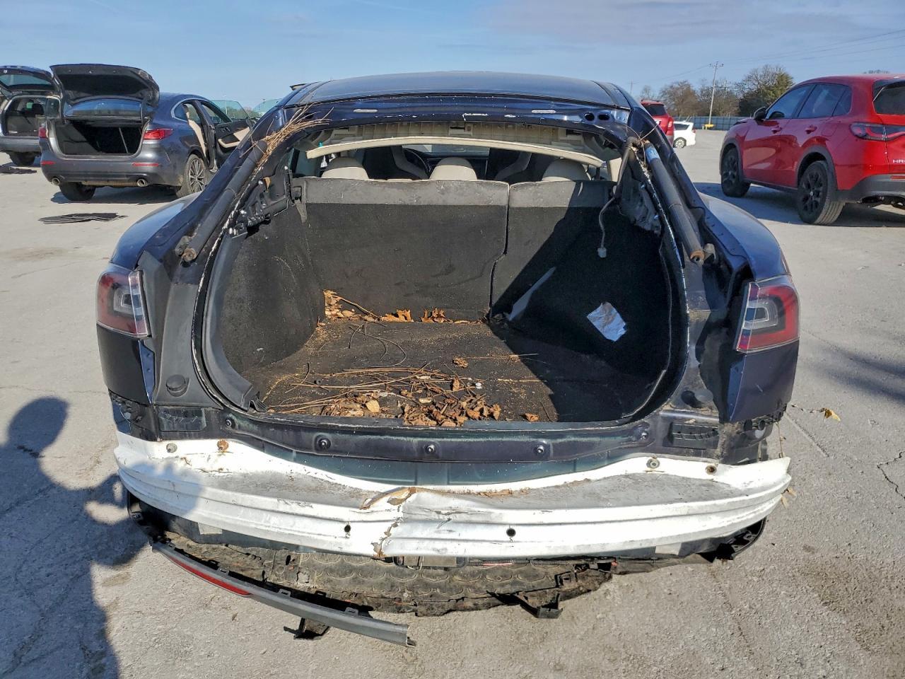 2014 Tesla Model S - Фото 6