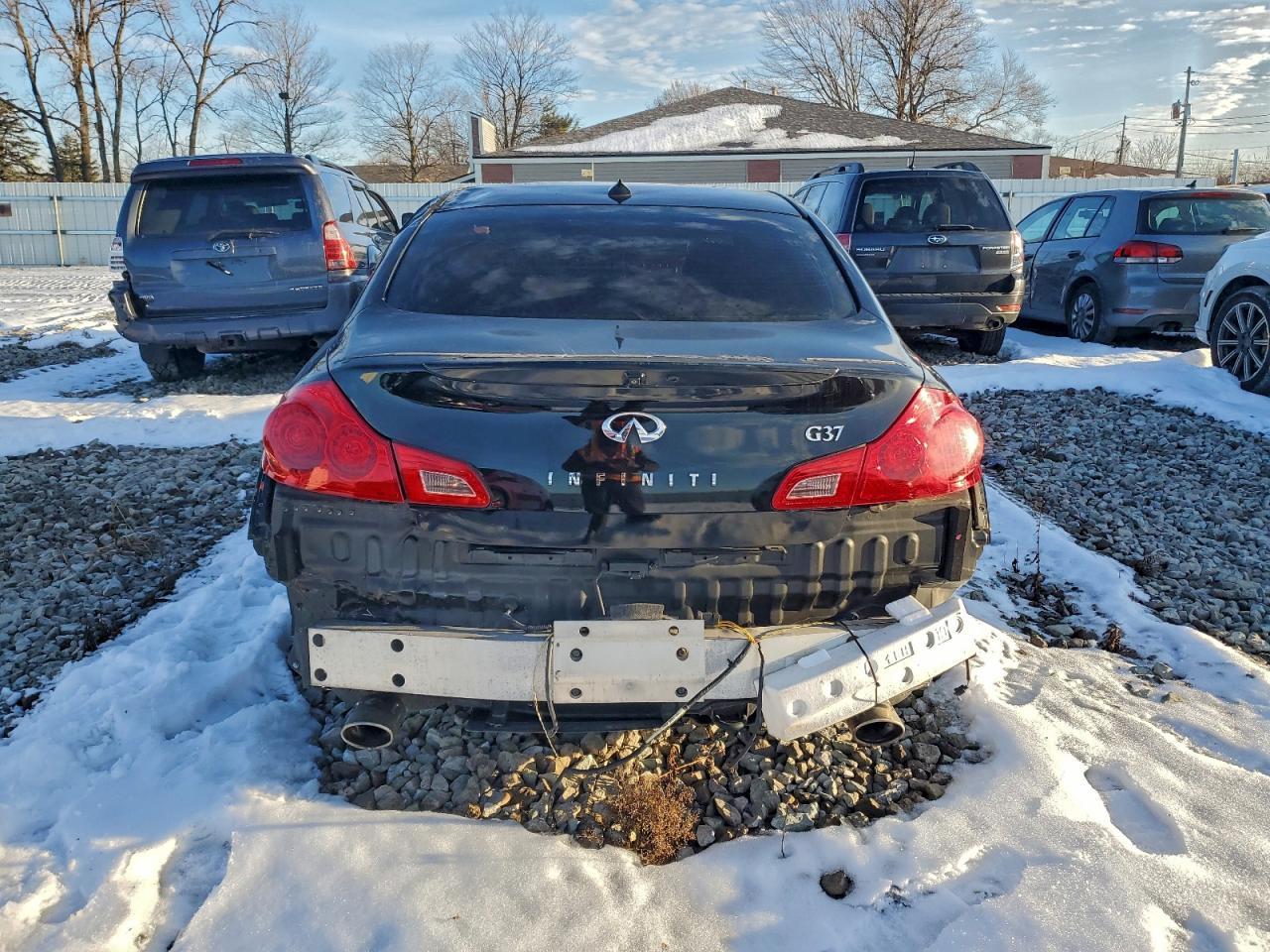 2013 Infiniti G37 Base - Image 6