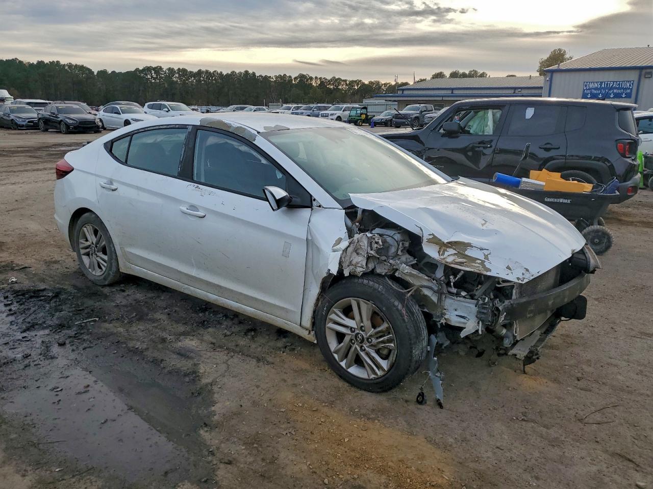 2019 Hyundai Elantra Sel - Фото 4