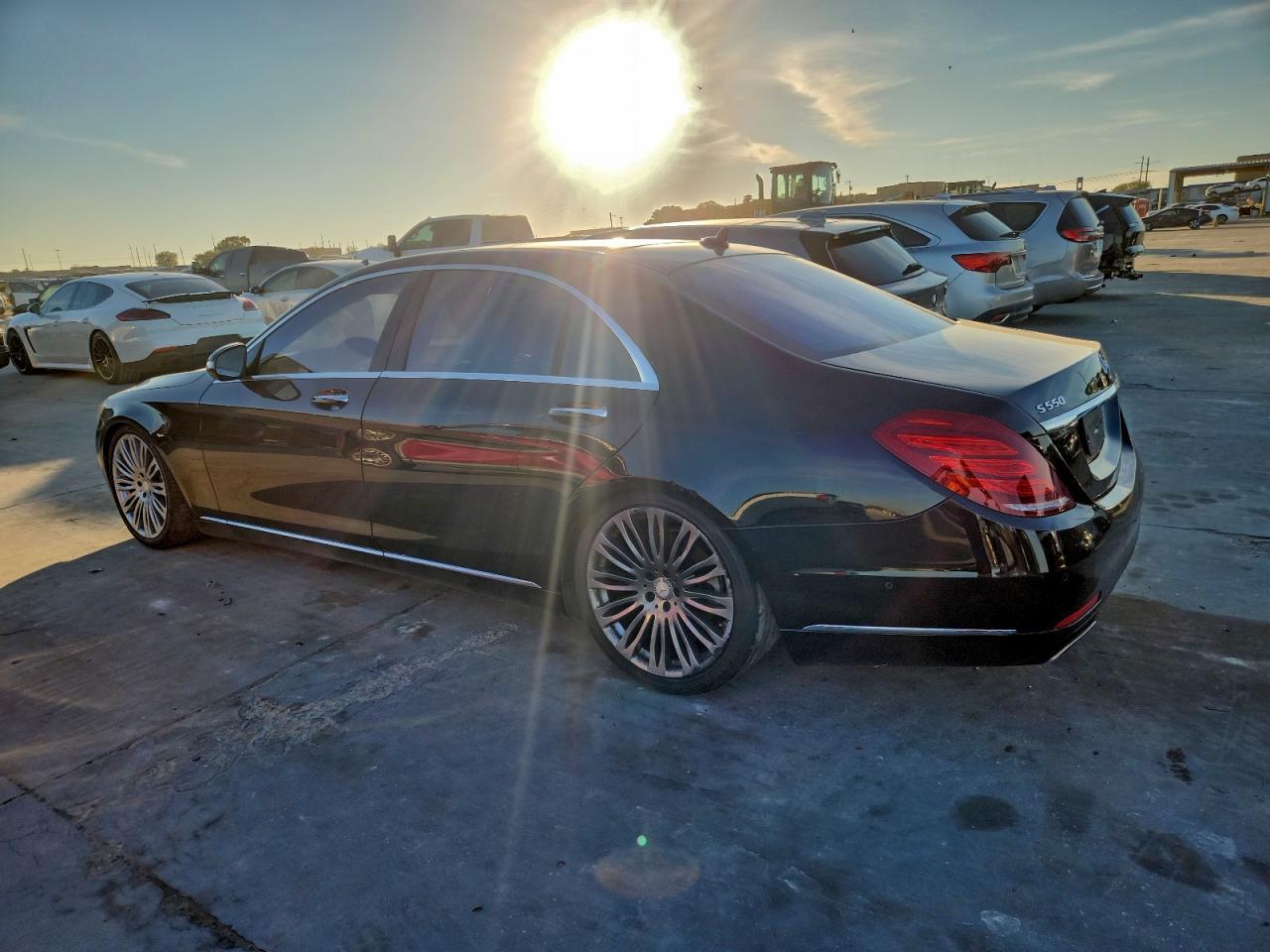 2017 Mercedes-Benz S 550 - Фото 2