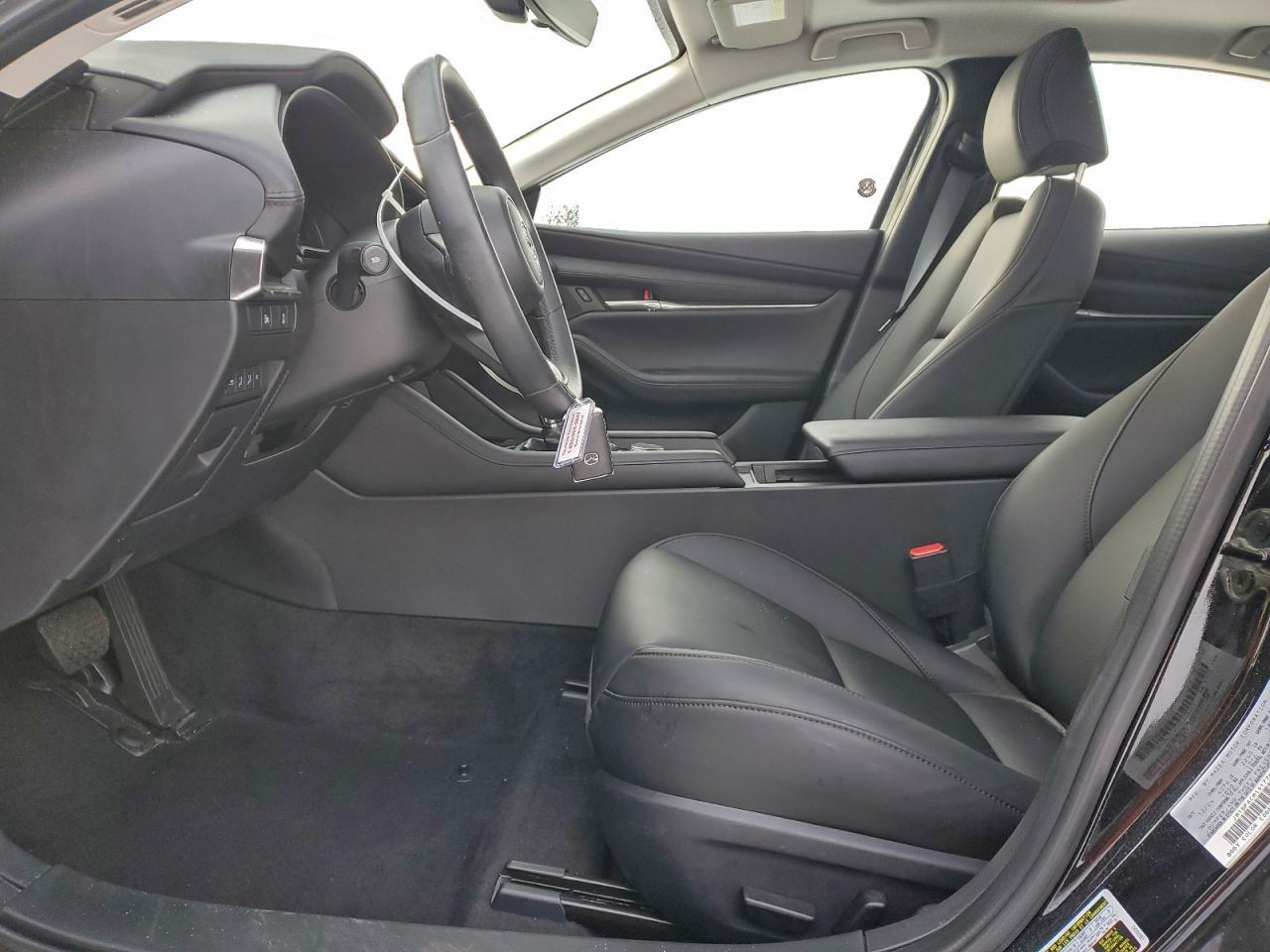 2025 Mazda 3 Preferred - Image 7