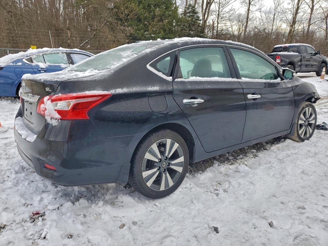 2017 Nissan Sentra S - Image 3