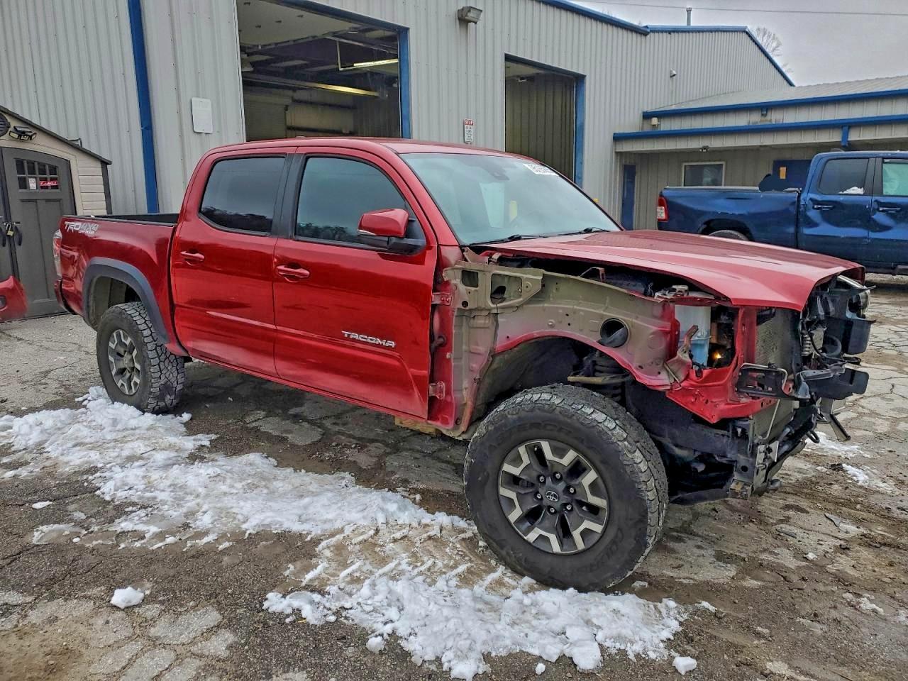 2020 Toyota Tacoma Double Cab - Image 4